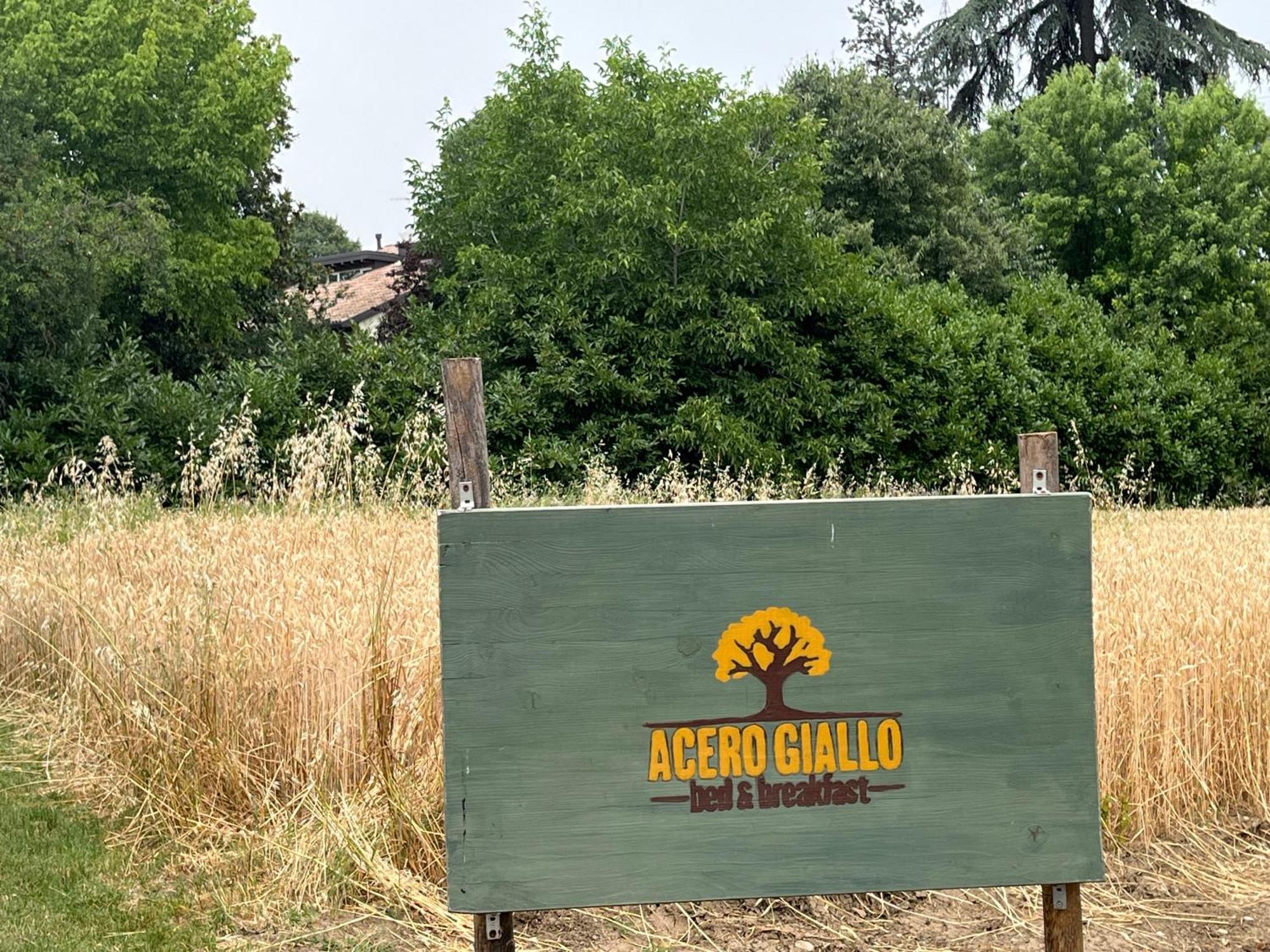 Acero Giallo Parma Exteriör bild